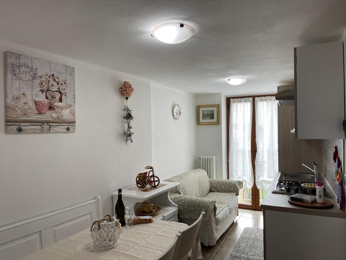 La Casa Di Pucci Nel Borgo Affrescato Di Parlasco Cortenova Zewnętrze zdjęcie