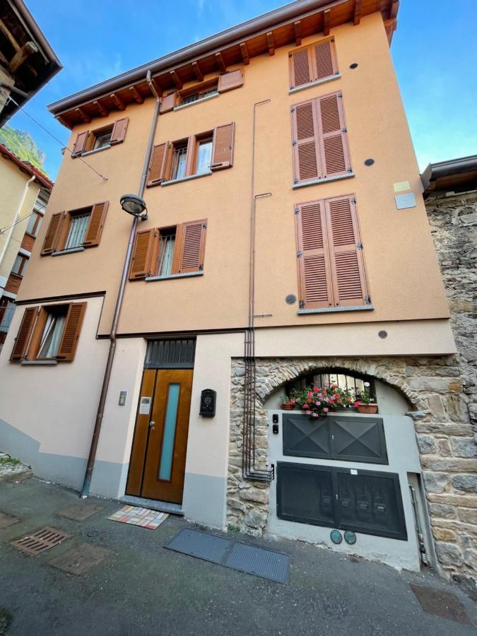 La Casa Di Pucci Nel Borgo Affrescato Di Parlasco Cortenova Zewnętrze zdjęcie