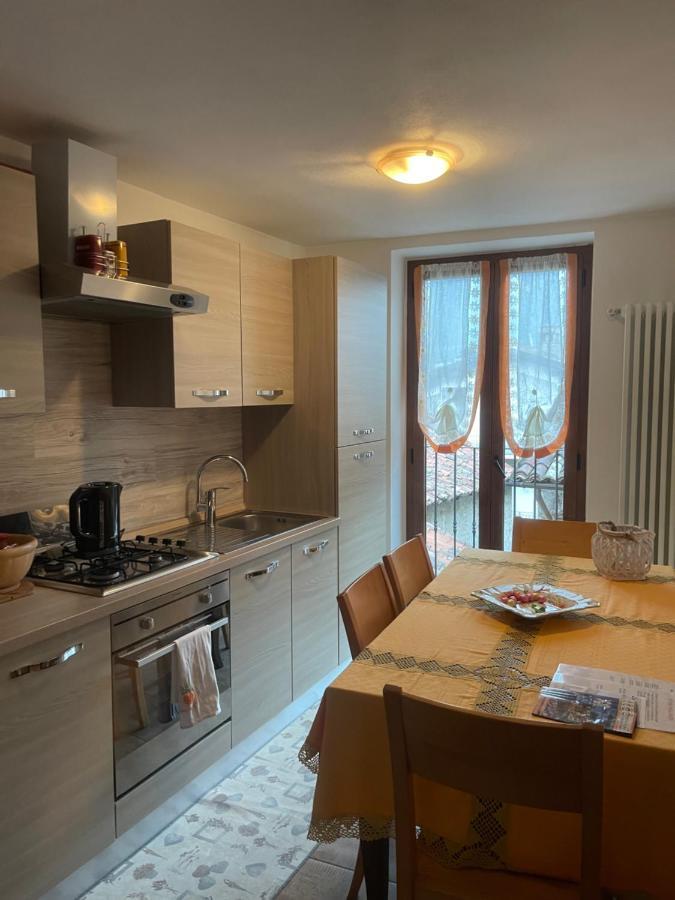 La Casa Di Pucci Nel Borgo Affrescato Di Parlasco Cortenova Zewnętrze zdjęcie